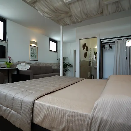 Hotel Dimora Santanna 4*
